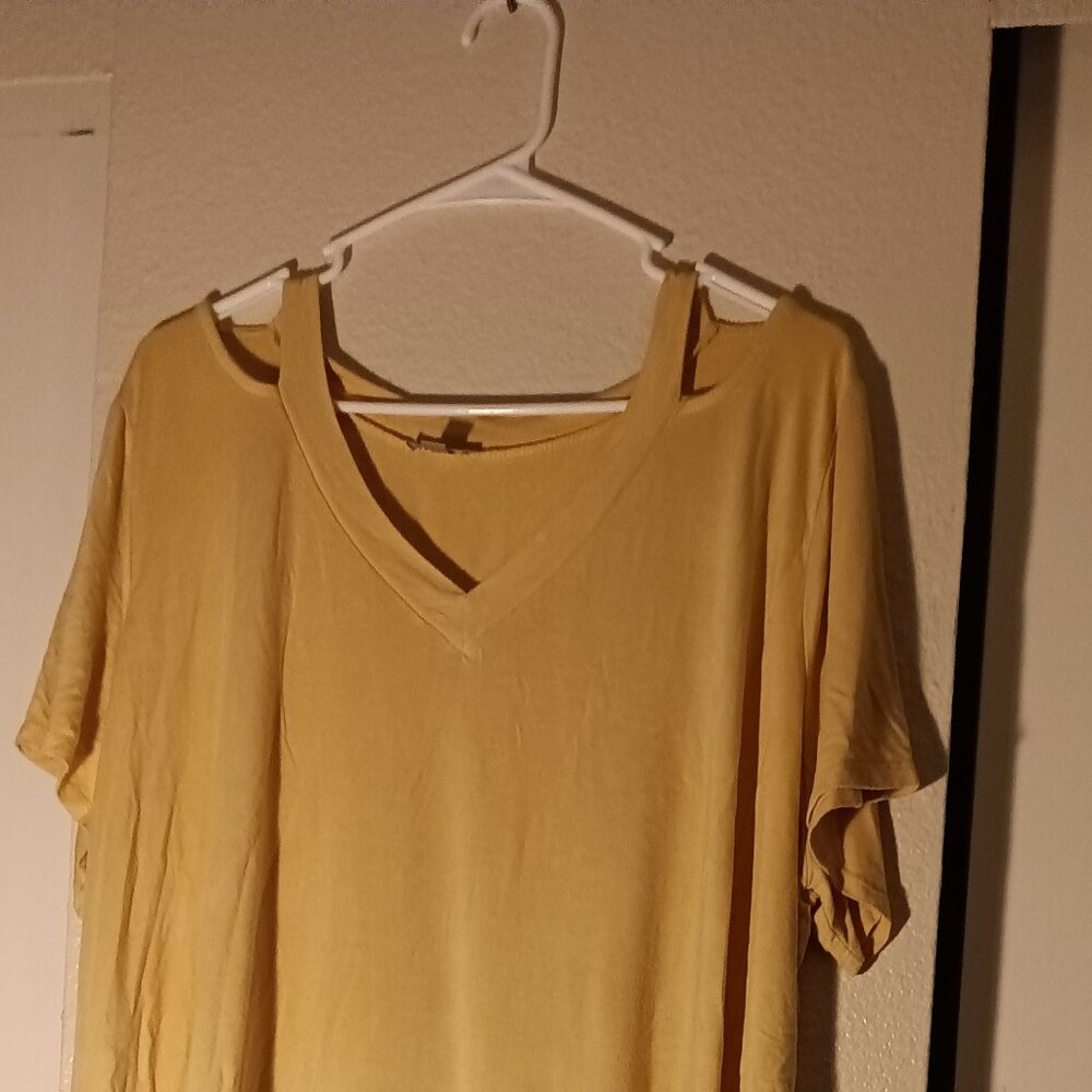 Avenue V-Neck Blouse with yellow and turquoise